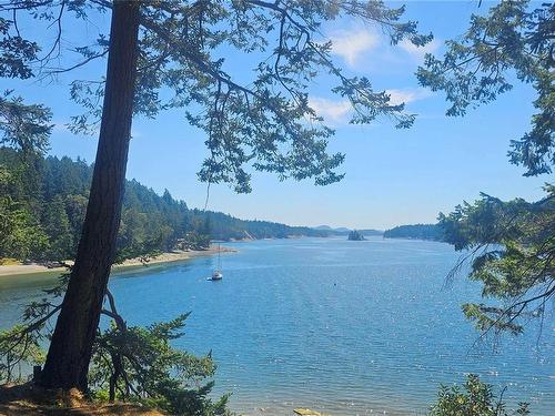 176 Maracaibo Lane, Salt Spring, BC 