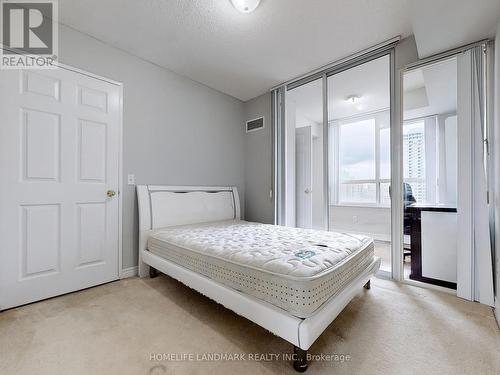 2208 - 18 Parkview Avenue, Toronto, ON - Indoor Photo Showing Bedroom