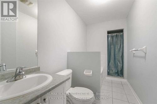 5787 Tiz Road, Mississauga, ON - Indoor Photo Showing Bathroom