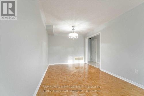 5787 Tiz Road, Mississauga, ON - Indoor Photo Showing Other Room