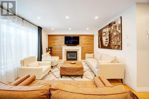 625 Autumnwood Trail, Oshawa, ON - Indoor Photo Showing Living Room With Fireplace