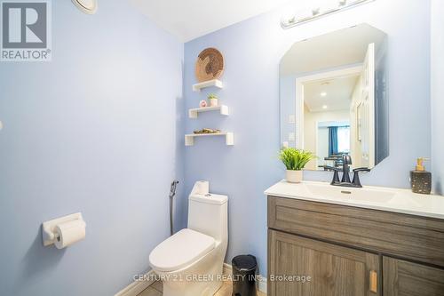 625 Autumnwood Trail, Oshawa, ON - Indoor Photo Showing Bathroom