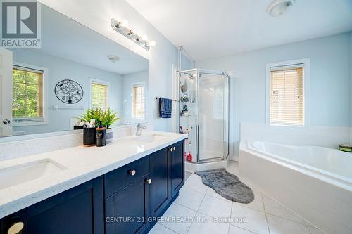 625 Autumnwood Trail, Oshawa, ON - Indoor Photo Showing Bathroom