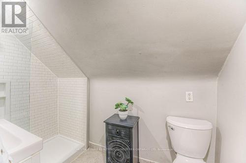 43 Barclay Avenue, Kitchener, ON - Indoor Photo Showing Bathroom