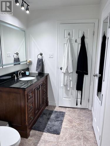 502 Remembrance Street, Timmins (Porcupine - West), ON - Indoor Photo Showing Bathroom