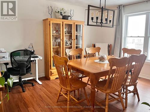 502 Remembrance Street, Timmins (Porcupine - West), ON - Indoor Photo Showing Dining Room