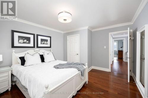 1209 Bowman Drive, Oakville, ON - Indoor Photo Showing Bedroom