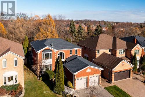 1209 Bowman Drive, Oakville, ON - Outdoor