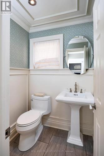 1209 Bowman Drive, Oakville, ON - Indoor Photo Showing Bathroom