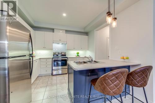 44 Nisbet Boulevard, Hamilton, ON - Indoor Photo Showing Kitchen With Stainless Steel Kitchen With Double Sink