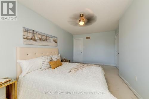 44 Nisbet Boulevard, Hamilton, ON - Indoor Photo Showing Bedroom