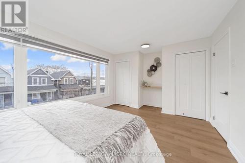 45 Munroe Street, Hamilton, ON - Indoor Photo Showing Bedroom