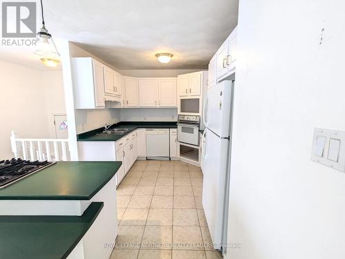 364 Craig Street, Timmins (Mtj - Main Area), ON - Indoor Photo Showing Kitchen