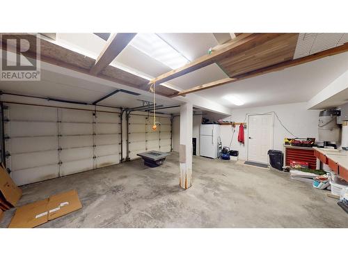 1608 Staple Crescent, Cranbrook, BC - Indoor Photo Showing Garage