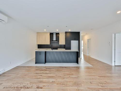 Overall view - 3895 Rue Léon-Landry, Sainte-Julienne, QC - Indoor Photo Showing Kitchen