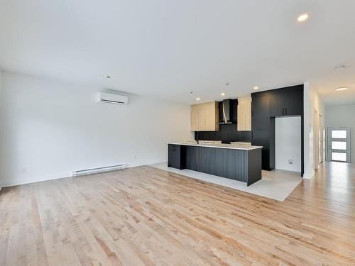 Overall view - 3895 Rue Léon-Landry, Sainte-Julienne, QC - Indoor Photo Showing Kitchen