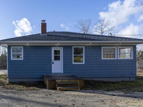 374 New Russell Road, New Ross, NS 