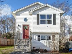 223 James Street  Timberlea, NS B3T 1P1