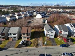 32 Quartz Drive  Halifax, NS B4P 0E4