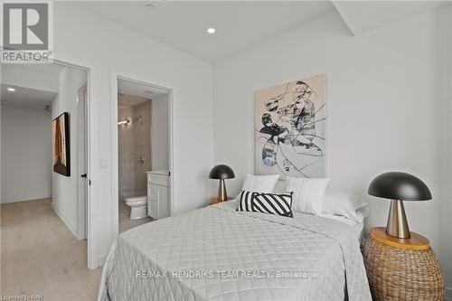 1 Bedroom - 57 Carlisle Street, St. Catharines (451 - Downtown), ON - Indoor Photo Showing Bedroom