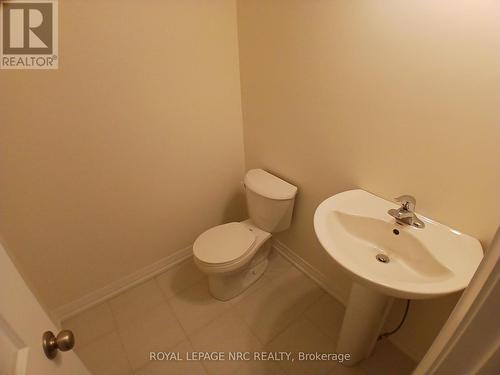 12-397 Garrison Road, Fort Erie (333 - Lakeshore), ON - Indoor Photo Showing Bathroom