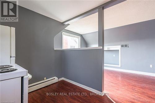 17 Mccalla Drive, St. Catharines (446 - Fairview), ON - Indoor Photo Showing Other Room