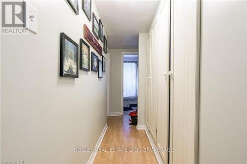 17 Mccalla Drive, St. Catharines (446 - Fairview), ON - Indoor Photo Showing Other Room