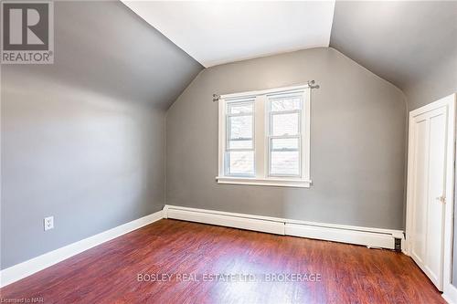 17 Mccalla Drive, St. Catharines (446 - Fairview), ON - Indoor Photo Showing Other Room