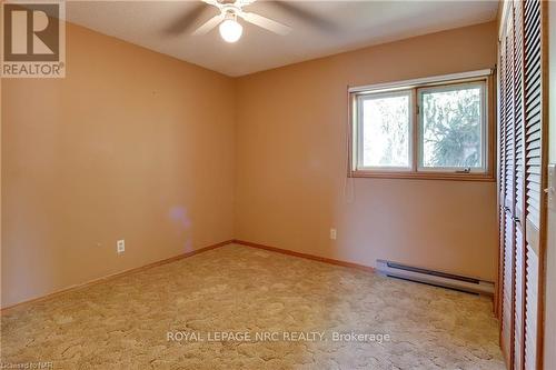 327 South Mill Street, Fort Erie (335 - Ridgeway), ON - Indoor Photo Showing Other Room