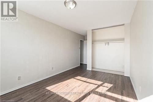 409 - 215 Glenridge Avenue, St. Catharines (461 - Glendale/Glenridge), ON - Indoor Photo Showing Other Room