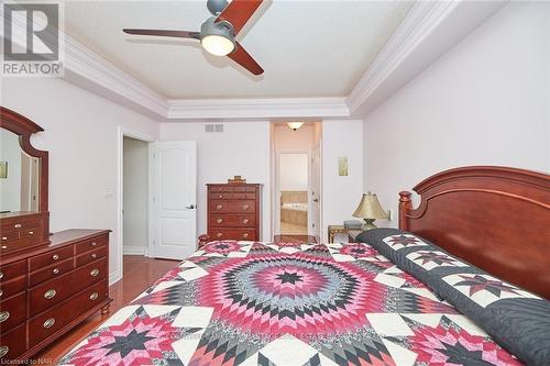 138 Loretta Drive, Niagara-On-The-Lake (108 - Virgil), ON - Indoor Photo Showing Bedroom