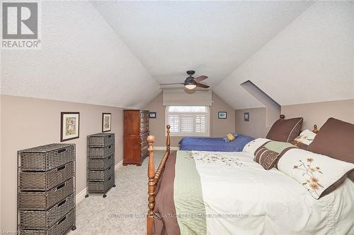 138 Loretta Drive, Niagara-On-The-Lake (108 - Virgil), ON - Indoor Photo Showing Bedroom