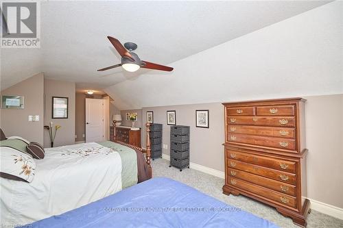 138 Loretta Drive, Niagara-On-The-Lake (108 - Virgil), ON - Indoor Photo Showing Bedroom