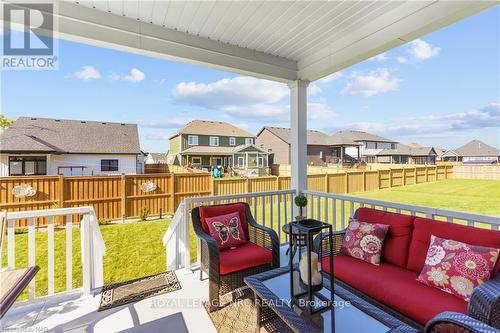 3585 Canfield Crescent, Fort Erie (327 - Black Creek), ON - Outdoor With Deck Patio Veranda With Exterior