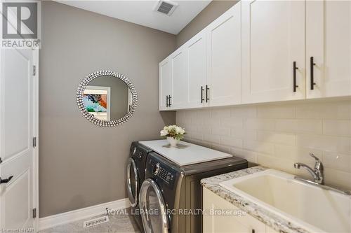 3585 Canfield Crescent, Fort Erie (327 - Black Creek), ON - Indoor Photo Showing Laundry Room