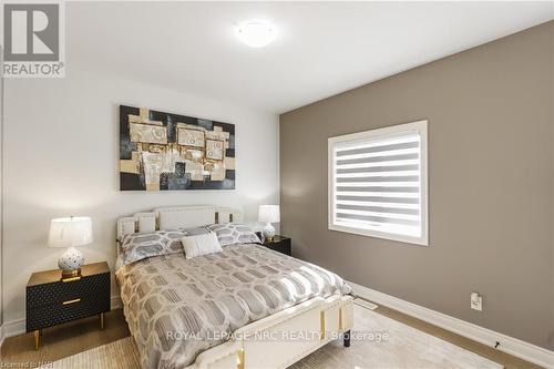 3585 Canfield Crescent, Fort Erie (327 - Black Creek), ON - Indoor Photo Showing Bedroom