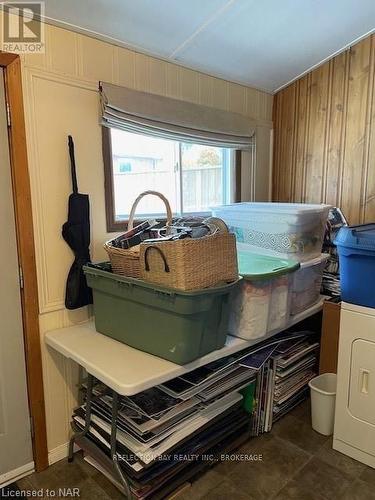 350 Ashwood Avenue, Fort Erie (337 - Crystal Beach), ON - Indoor Photo Showing Bedroom