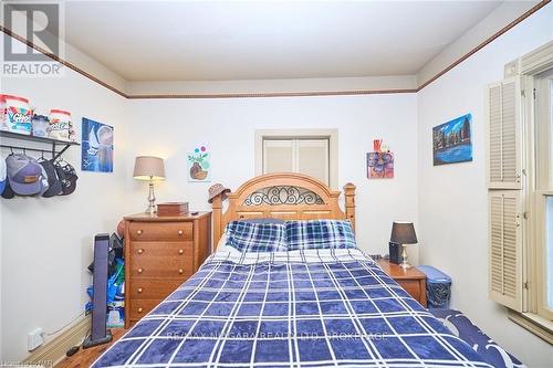 53 Archange Street, Fort Erie (332 - Central), ON - Indoor Photo Showing Bedroom