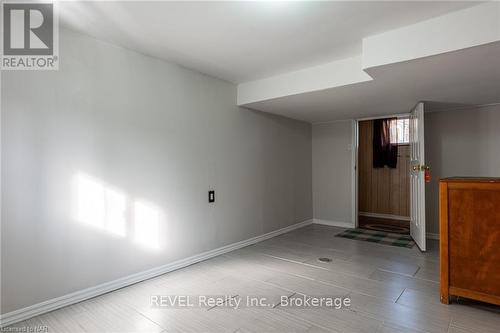 3 Delaware Avenue, St. Catharines (445 - Facer), ON - Indoor Photo Showing Other Room