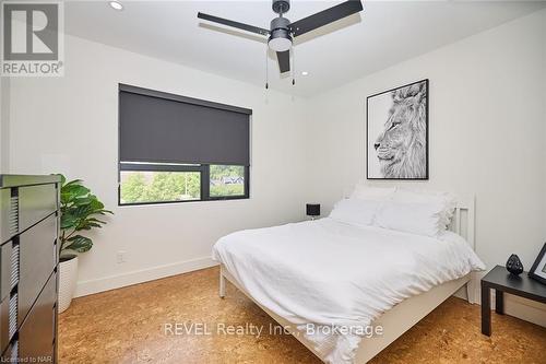 1508 Gregory Road, St. Catharines (454 - Rural Fourth), ON - Indoor Photo Showing Bedroom