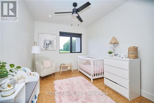 1508 Gregory Road, St. Catharines (454 - Rural Fourth), ON - Indoor Photo Showing Bedroom