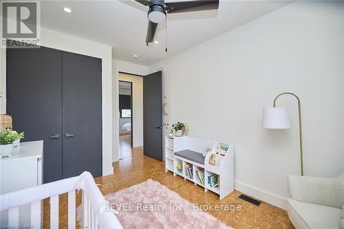 1508 Gregory Road, St. Catharines (454 - Rural Fourth), ON - Indoor Photo Showing Bedroom