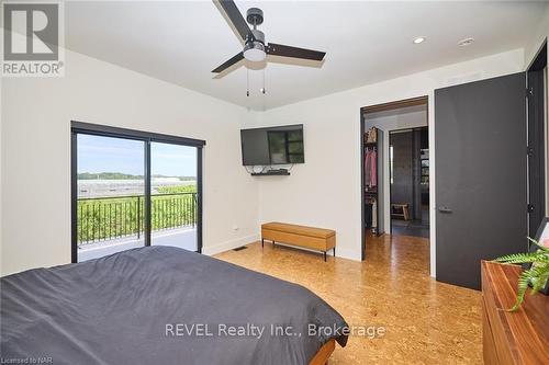 1508 Gregory Road, St. Catharines (454 - Rural Fourth), ON - Indoor Photo Showing Bedroom