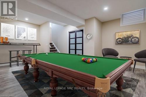 8 Tuscany Court, St. Catharines (453 - Grapeview), ON - Indoor Photo Showing Other Room