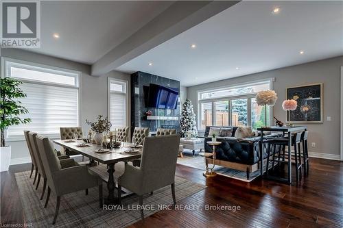 8 Tuscany Court, St. Catharines (453 - Grapeview), ON - Indoor Photo Showing Dining Room