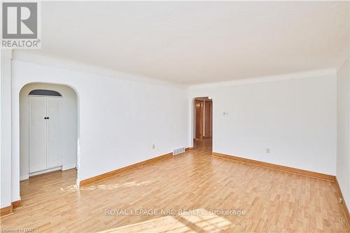 66 Rose Avenue, Thorold (557 - Thorold Downtown), ON - Indoor Photo Showing Other Room