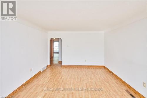 66 Rose Avenue, Thorold (557 - Thorold Downtown), ON - Indoor Photo Showing Other Room