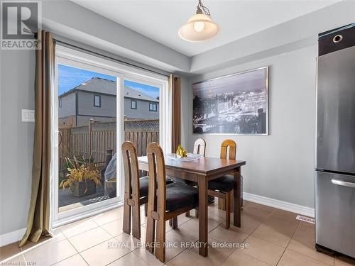 192 Winterberry Boulevard, Thorold (558 - Confederation Heights), ON - Indoor Photo Showing Dining Room