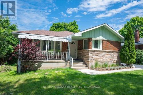 5 Rockdale Avenue, St. Catharines (460 - Burleigh Hill), ON - Outdoor With Deck Patio Veranda