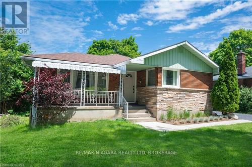 5 Rockdale Avenue, St. Catharines (460 - Burleigh Hill), ON - Outdoor With Deck Patio Veranda